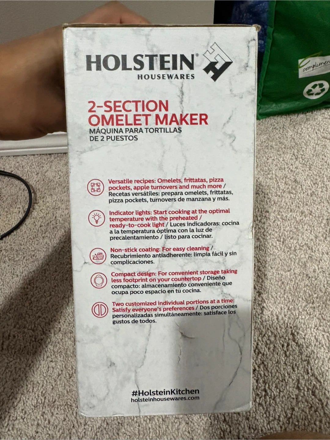 Holstein Housewares 2-Section Omelet Maker