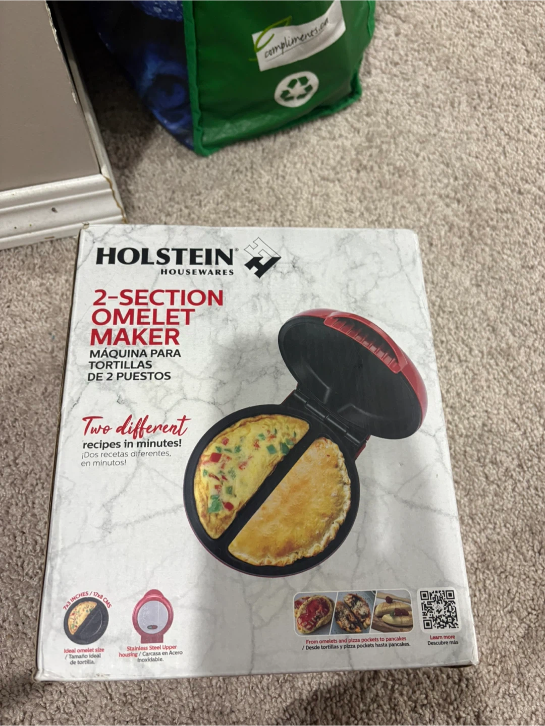 Holstein Housewares 2-Section Omelet Maker - photo 2