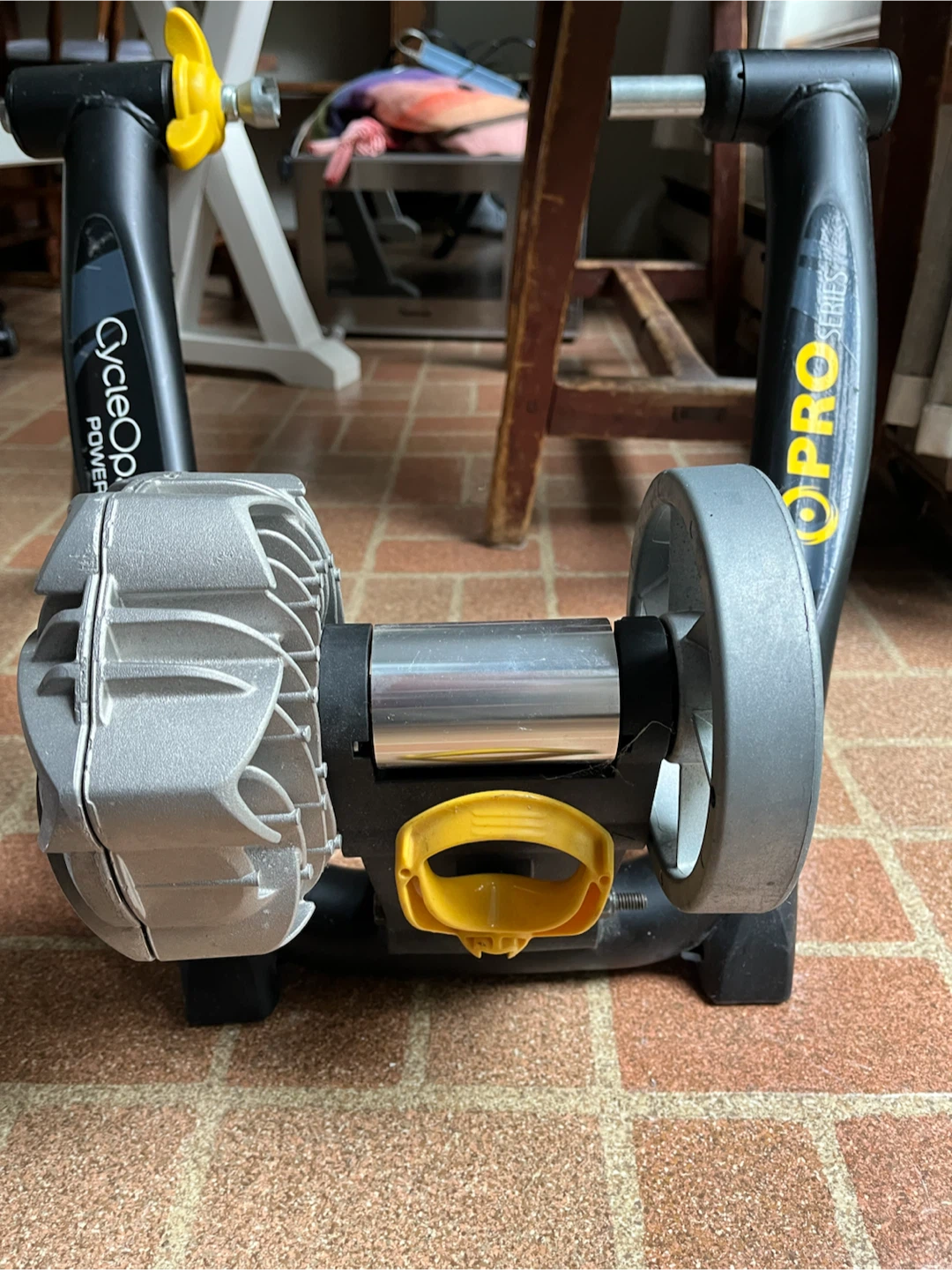 CycleOps Pro Series Bike Trainer