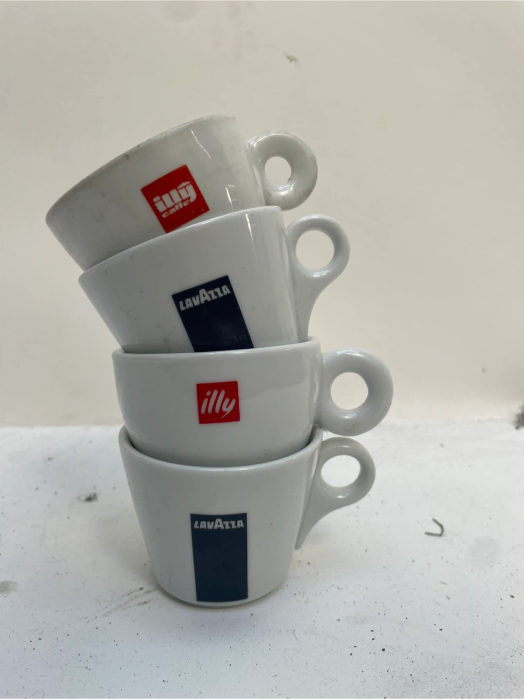 Set of original Italian cups 4 Illy and Lavazza Espresso Cups