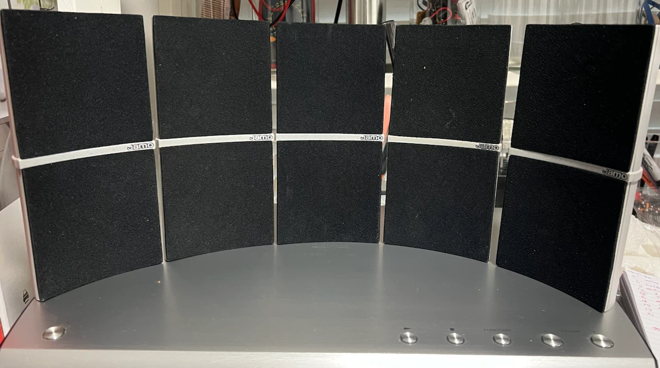 JAMO A-305 5-Speaker set, wall mountable