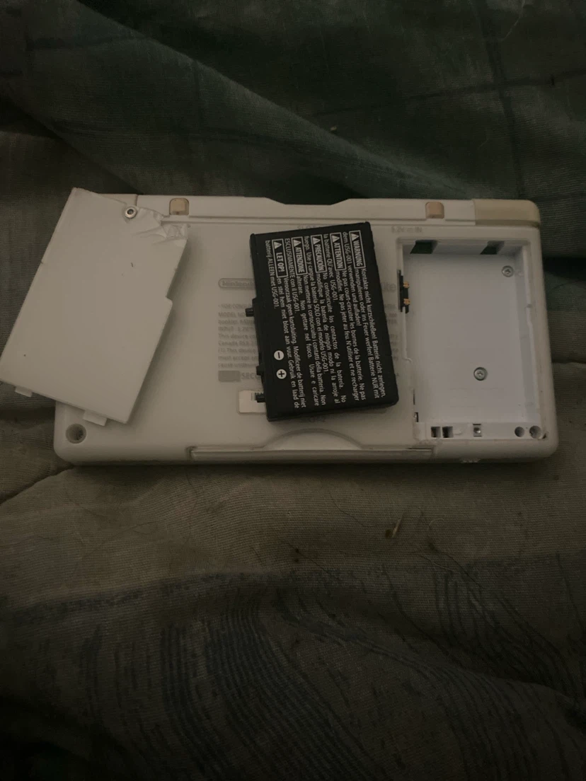 Nintendo DS Lite White - photo 4