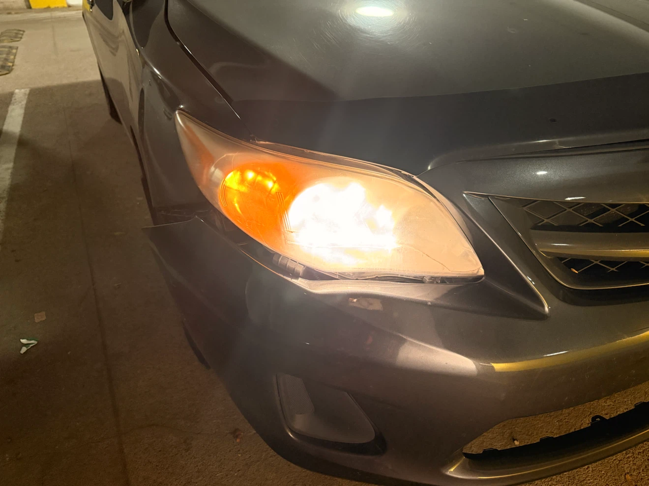 9006- white halogen headlight bulb (Oakville) - photo 4