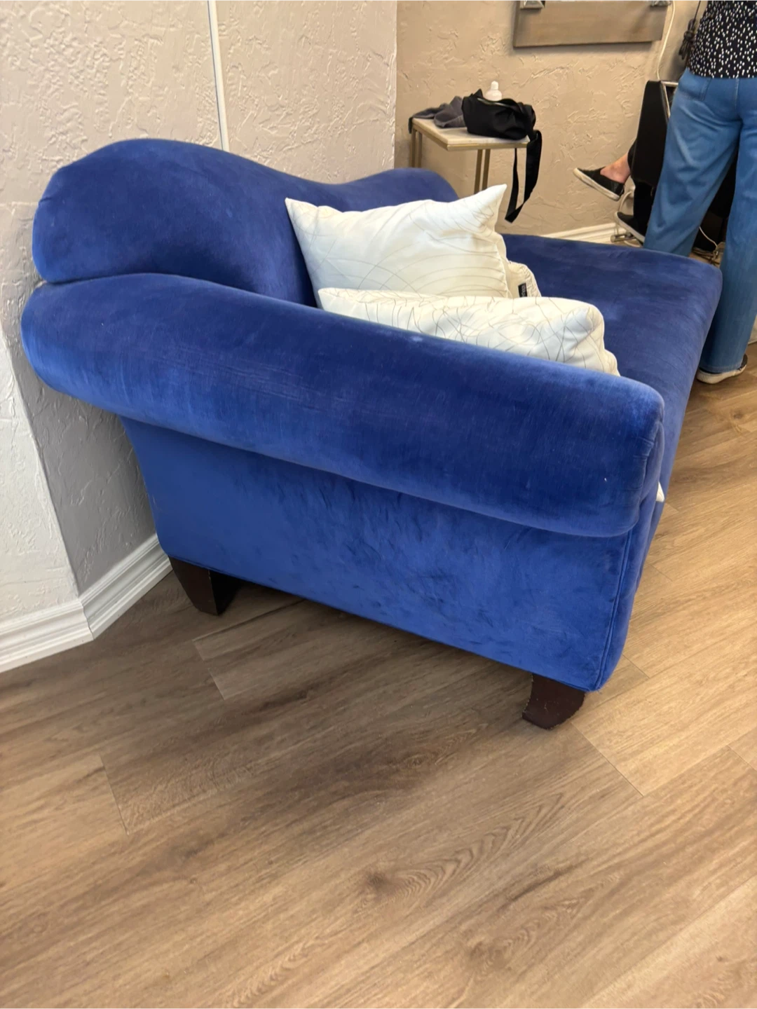 Blue Velvet Loveseat - photo 3
