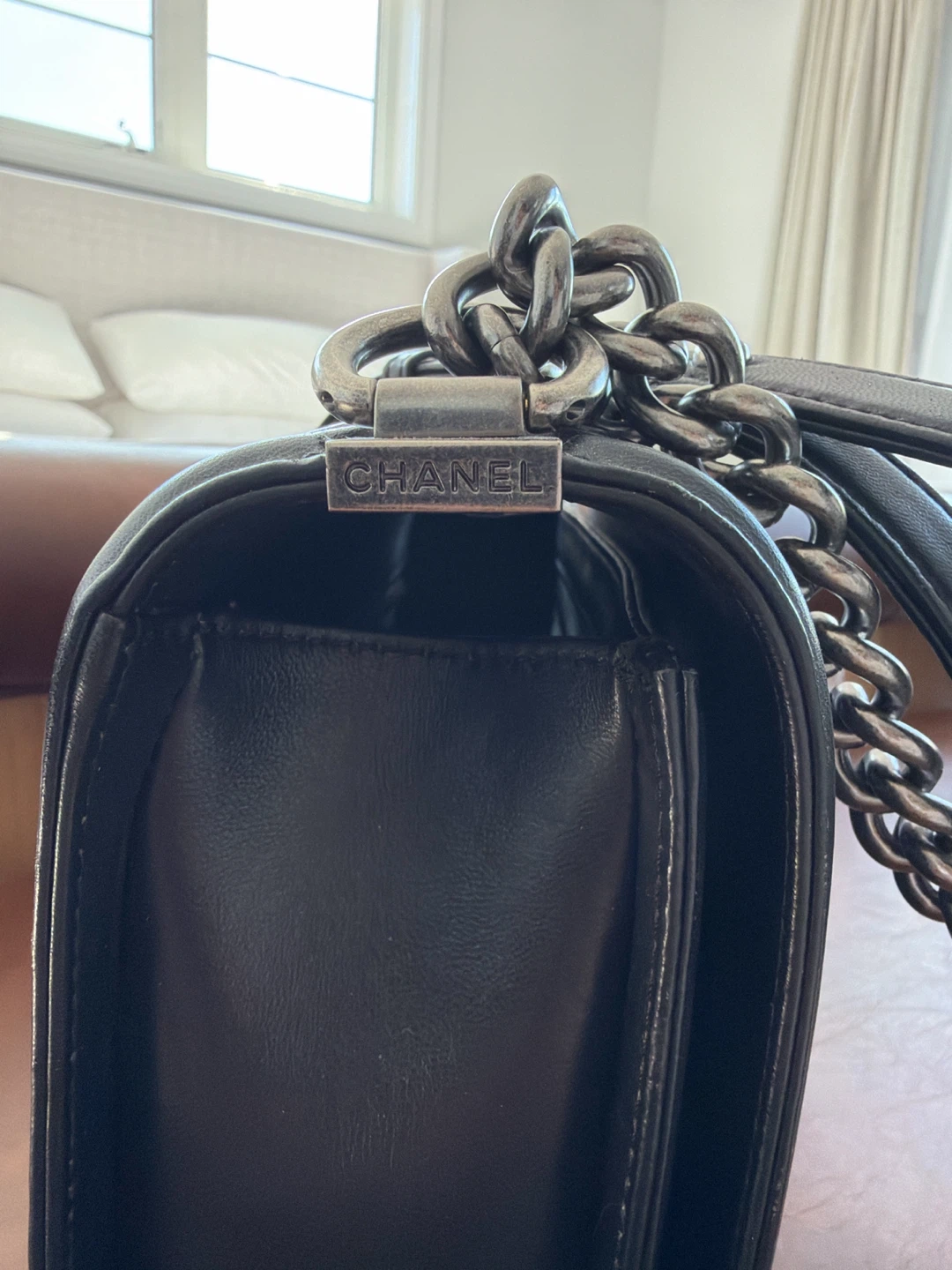 Chanel Boy Bag Black - photo 4
