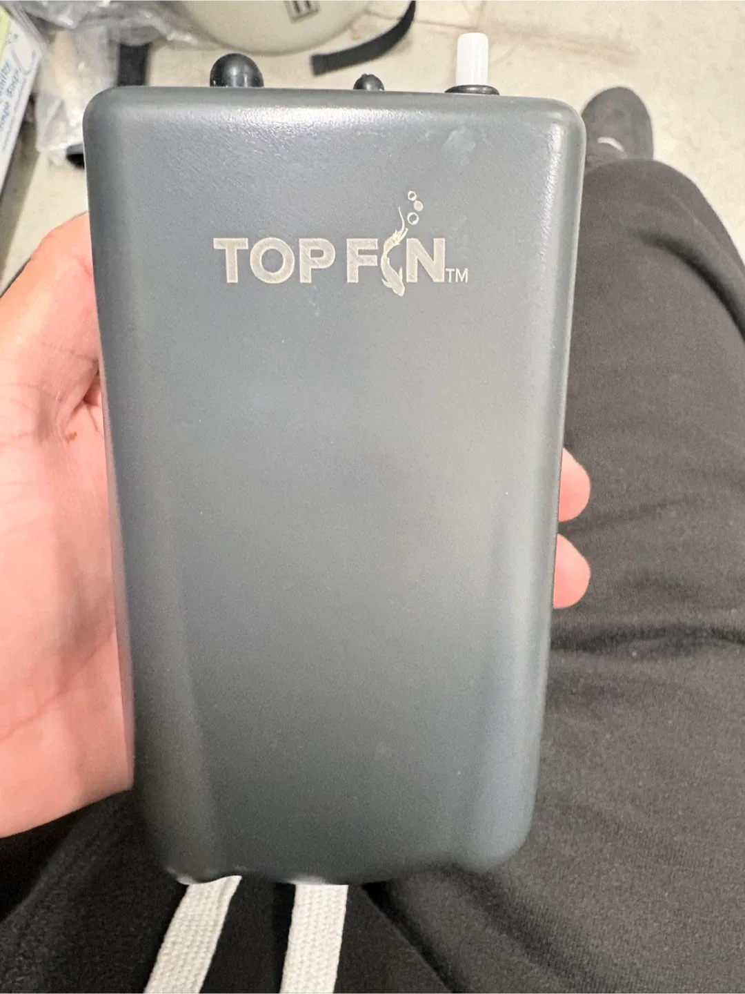 Top Fin Battery Operated Aquarium Air Pump - photo 3