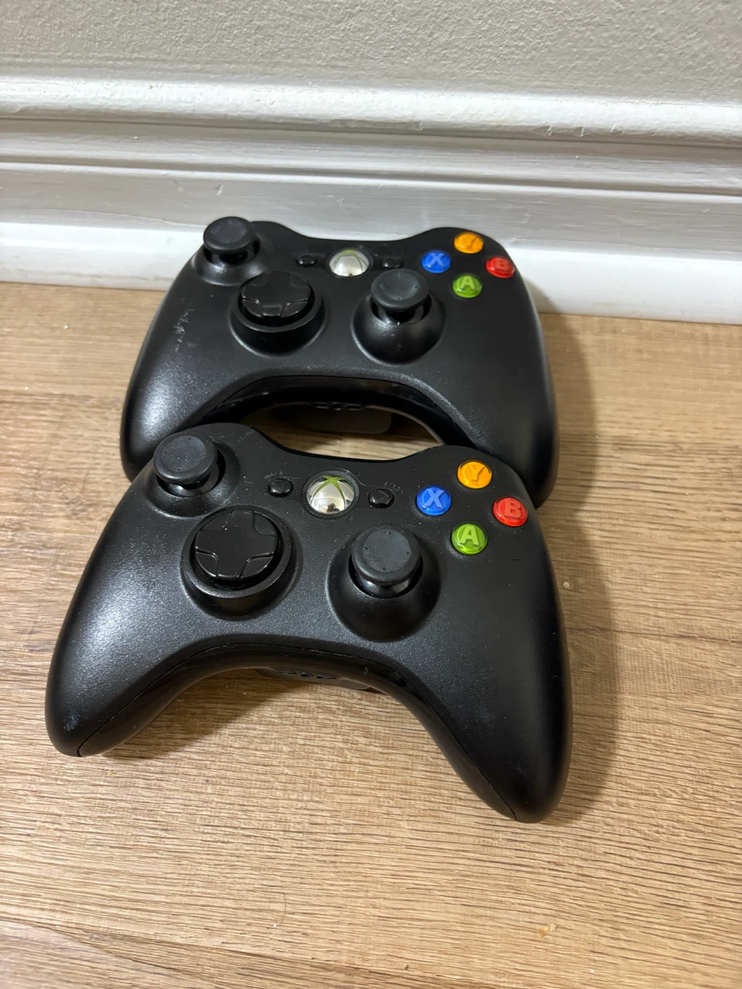 Xbox 360 Slim Bundle - 2 Controllers & Kinect Sensor - photo 5