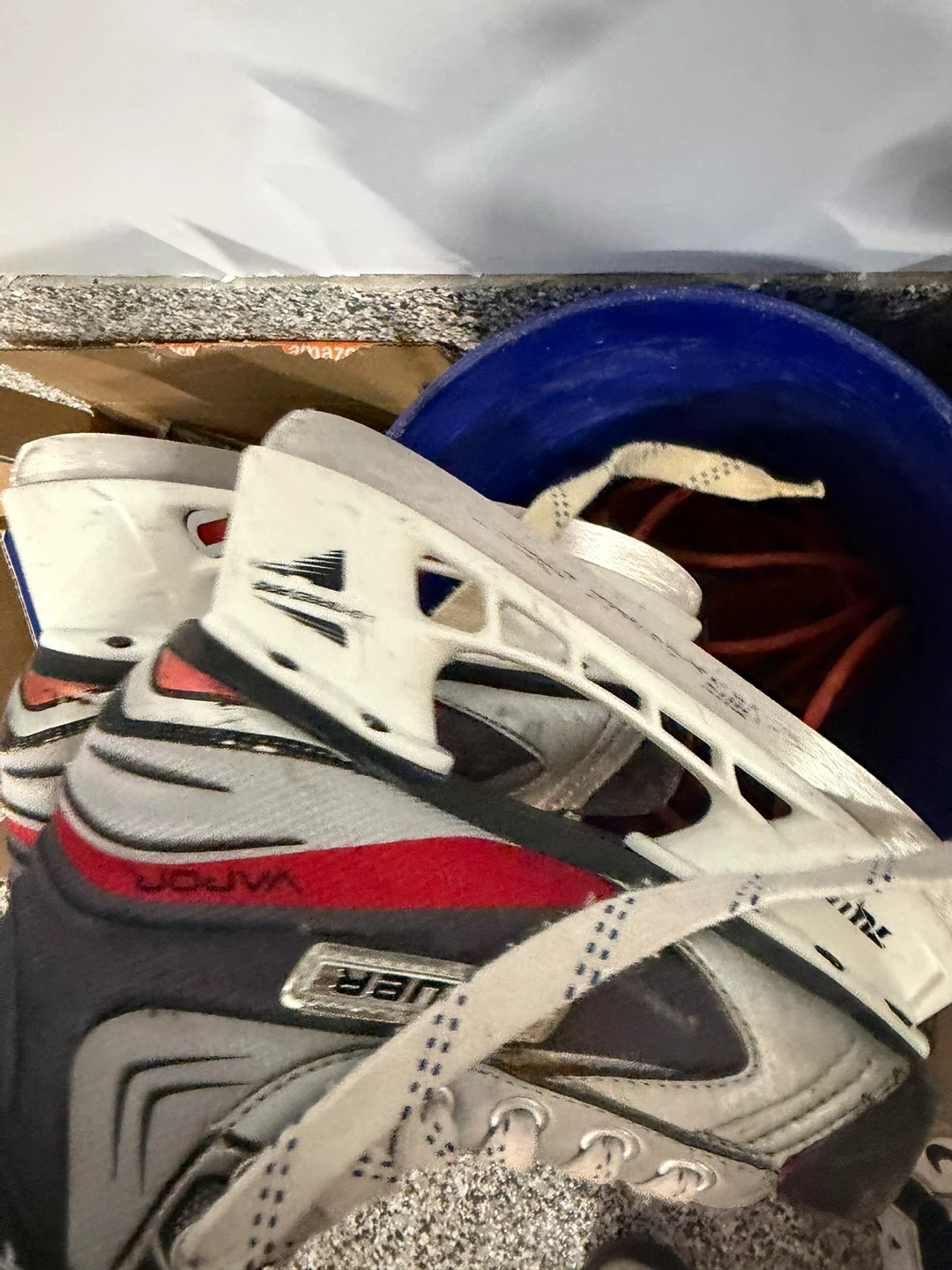 Kids Ice Skates Size 1 - photo 3
