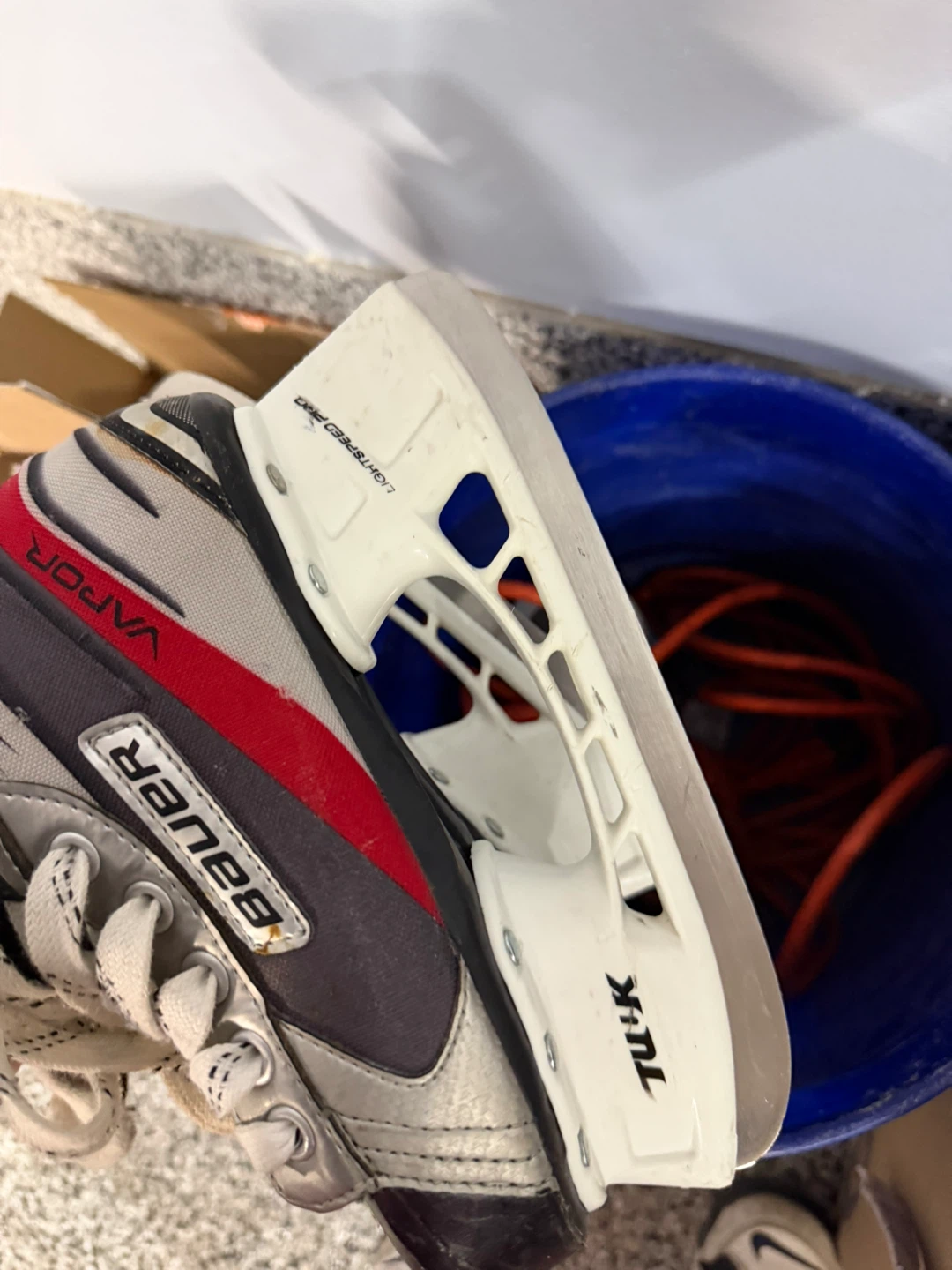 Kids Ice Skates - Size 2 - photo 2