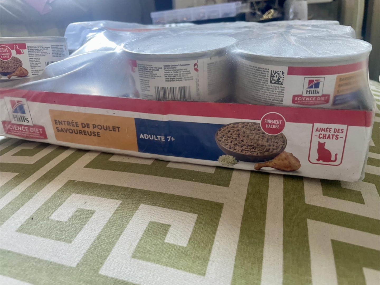 Hill's Science Adult 7+ Cat Food: 24 LARGE cans chicken + turkey - photo 4