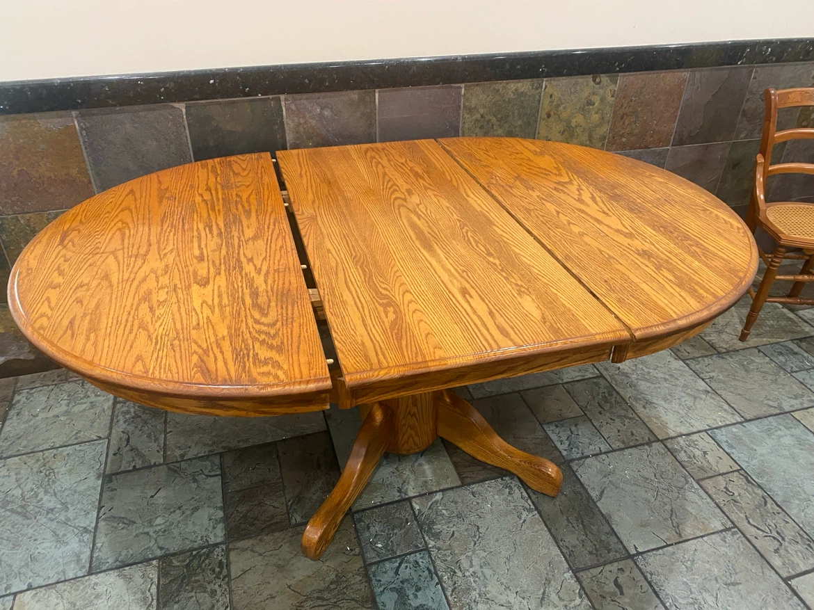 Solid Oak Pedestal Dining Table - photo 3