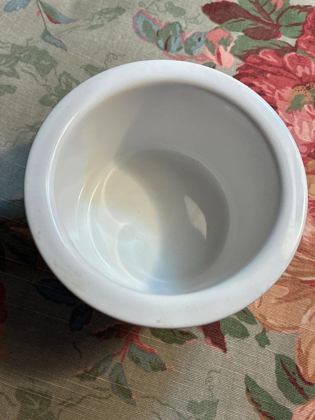White Metal Fondue Pot - photo 2