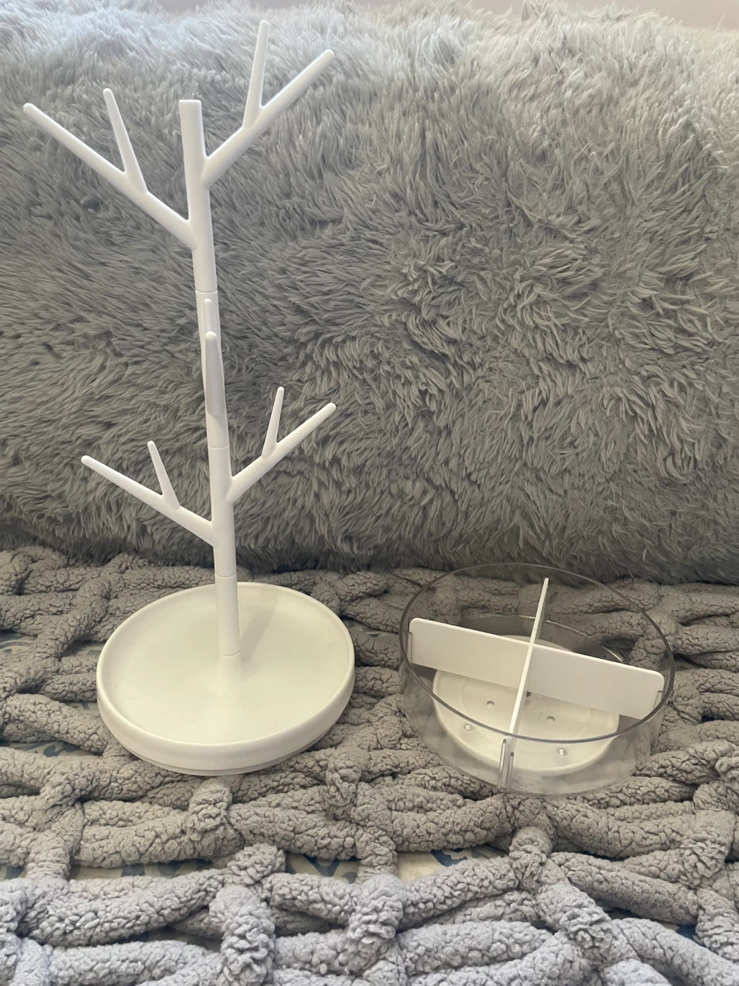 White Spinning jewelry tree with storage organizer - photo 3