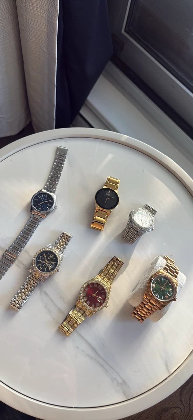 Lot de 6 montres variées - photo 2