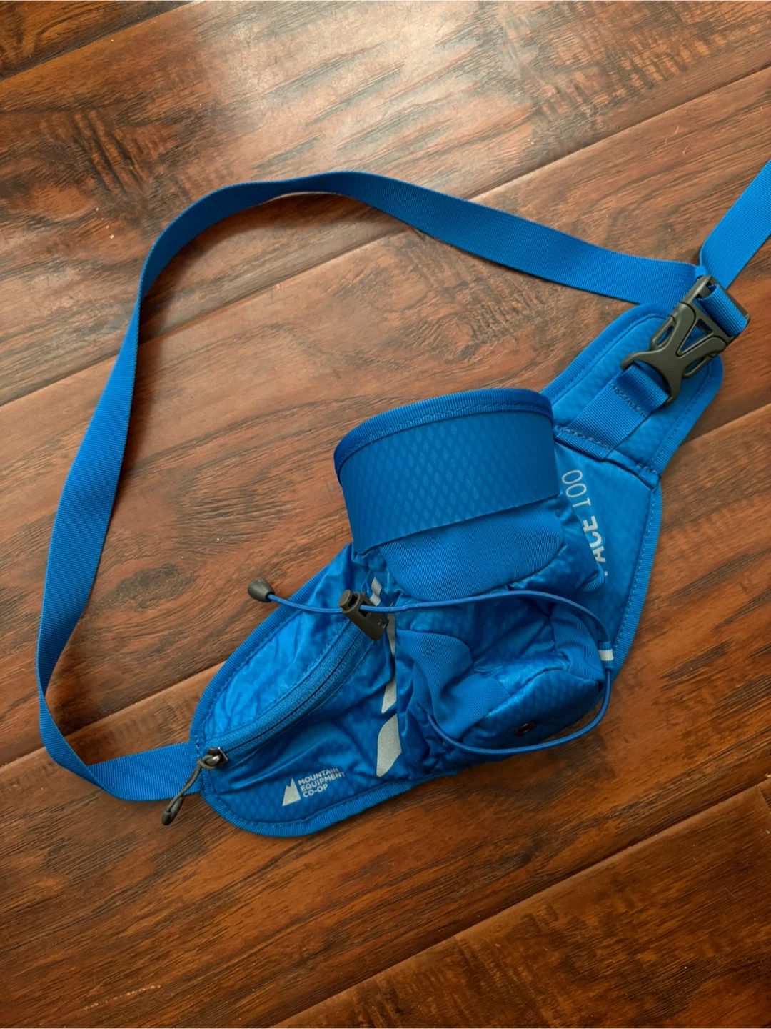 MEC Mountain Equipment Coop pace 100 hydration bag water bottle - photo 2