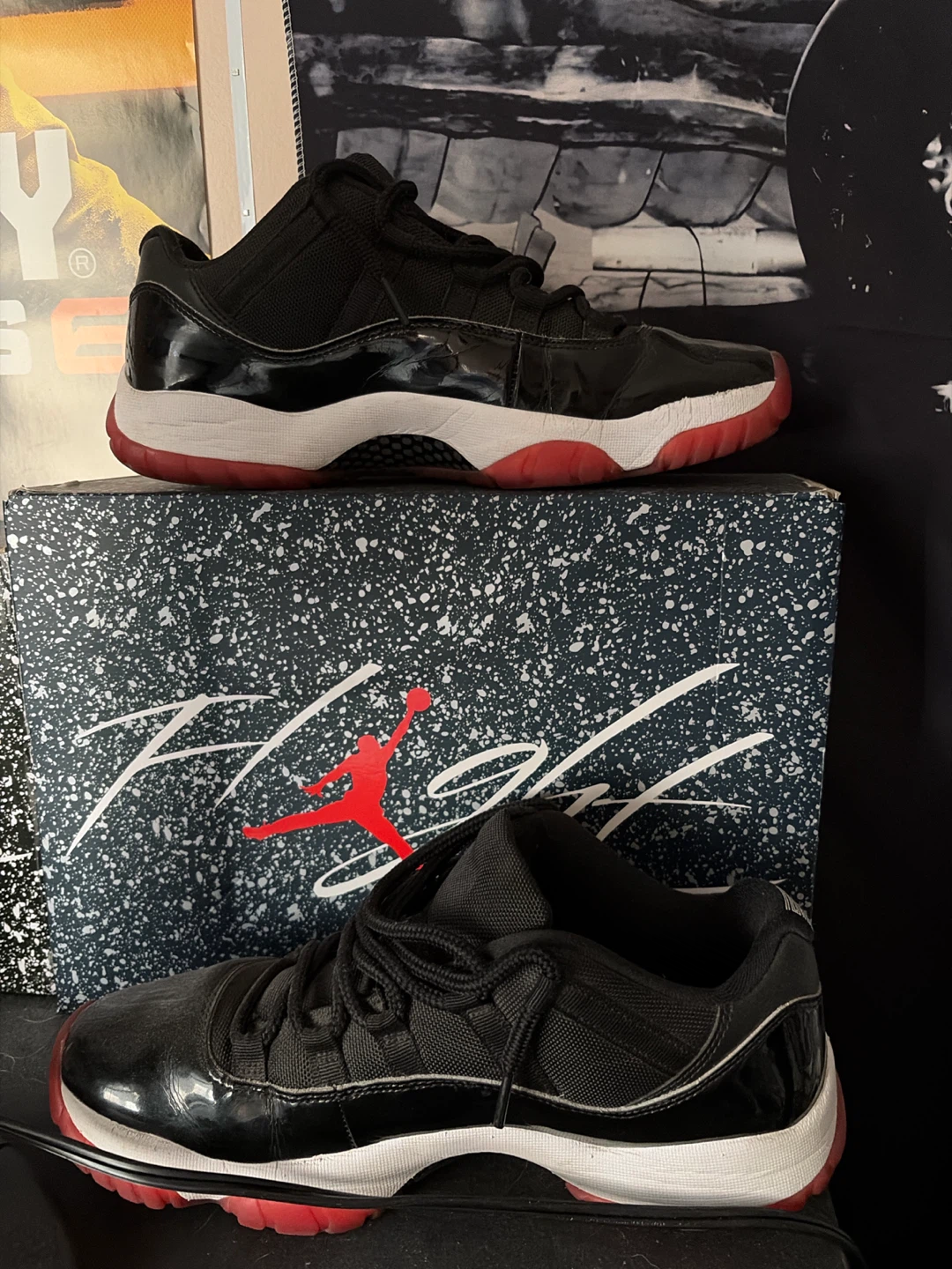 Air Jordan 11 Retro Low Black/Red