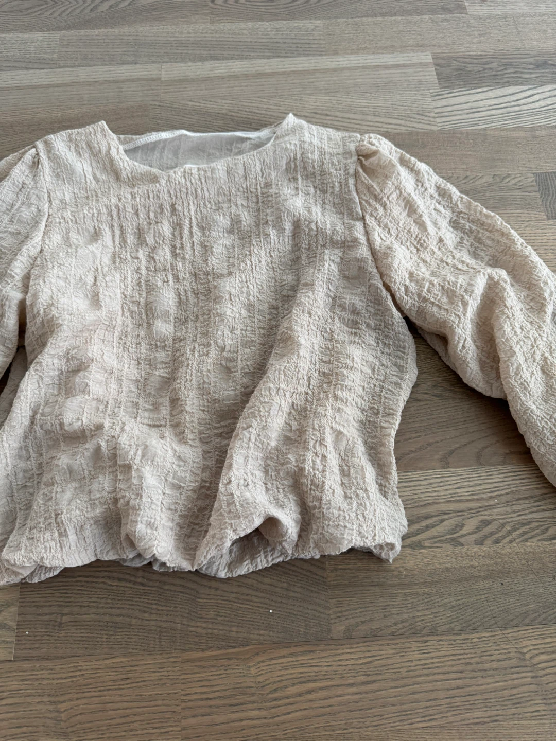 Designer’s Cream Long Sleeve Textured Blouse