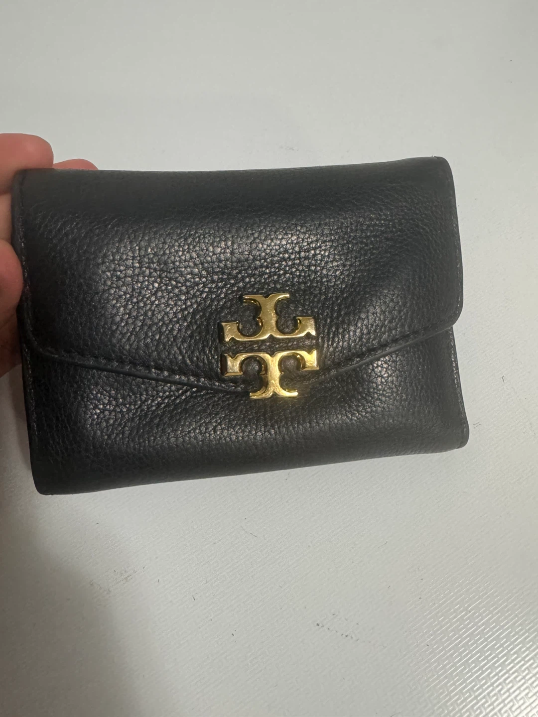 Tory Burch black leather tri-fold wallet - photo 5