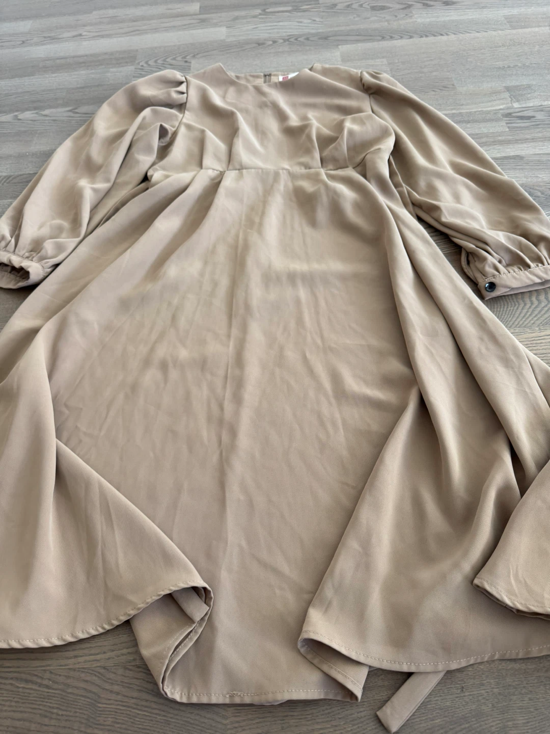 Burberry color Beige designer’s Dress - photo 2