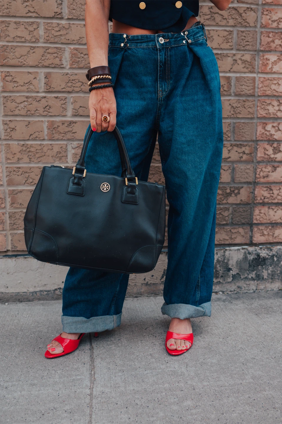 TORY BURCH ROBINSON DOUBLE ZIP TOTE | BLACK SAFFIANO LEATHER - photo 3