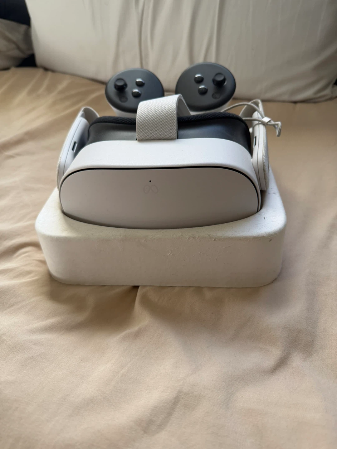 Meta Quest 3s VR Headset and Controllers