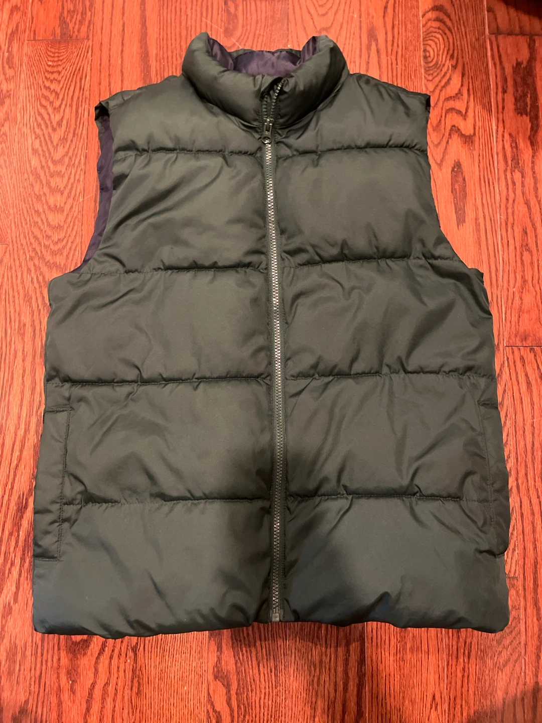 Boys old navy green vest XL (14-6)