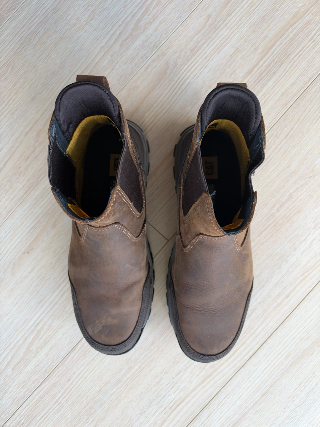 CAT Men's Threshold Rebound Chelsea Boots, Size 9 - photo 4