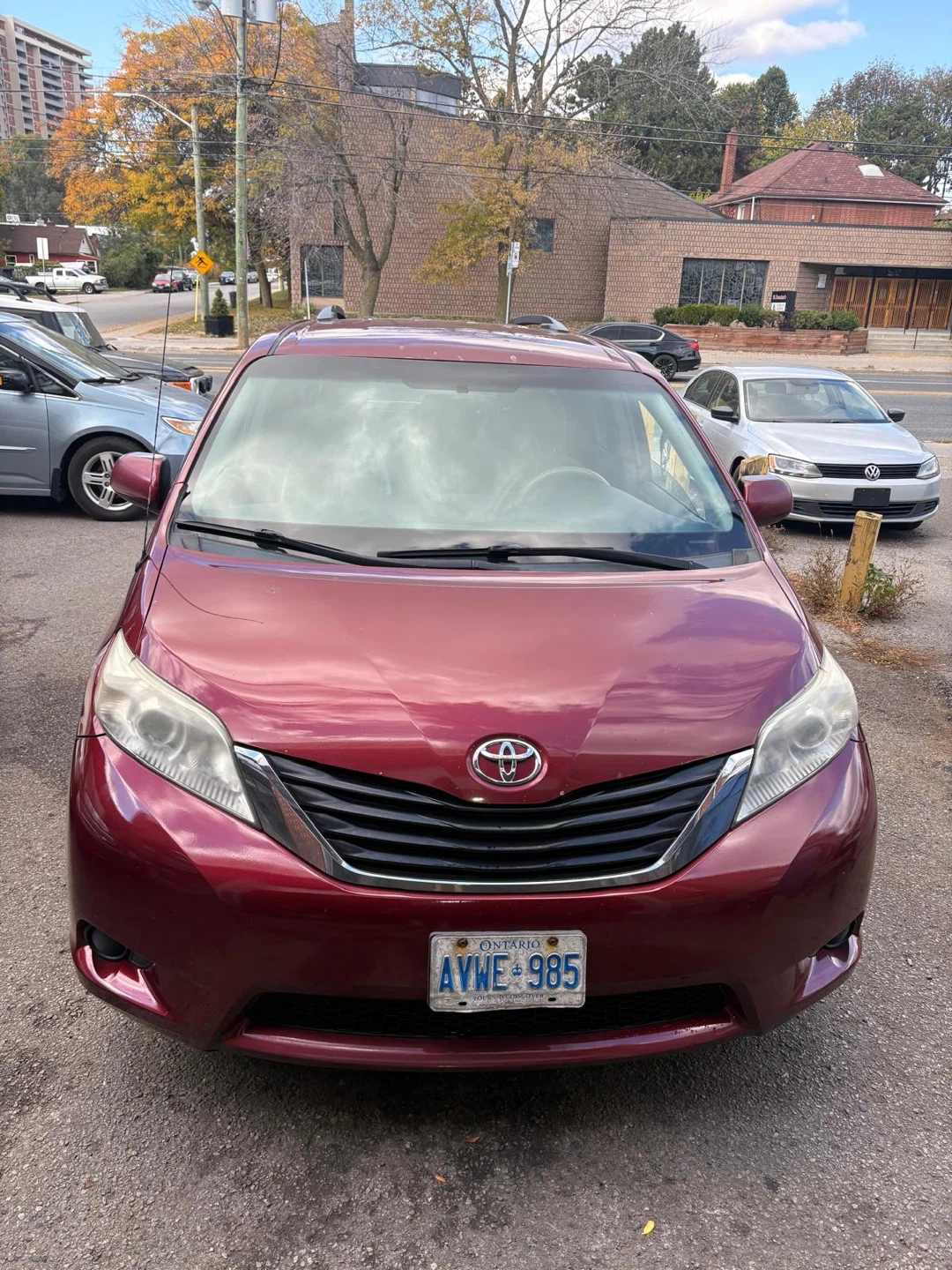 Toyota Sienna LE Minivan