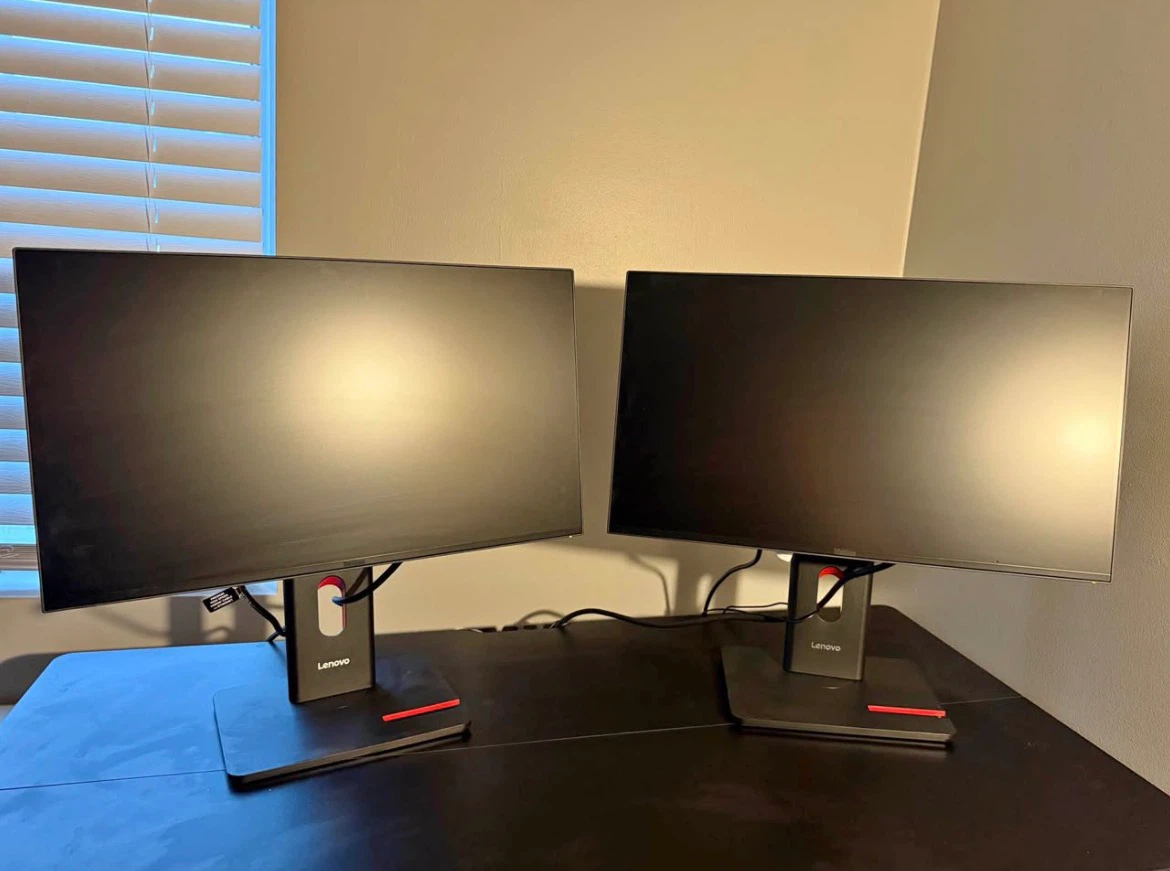 Lenovo ThinkVision T24-40 Monitor