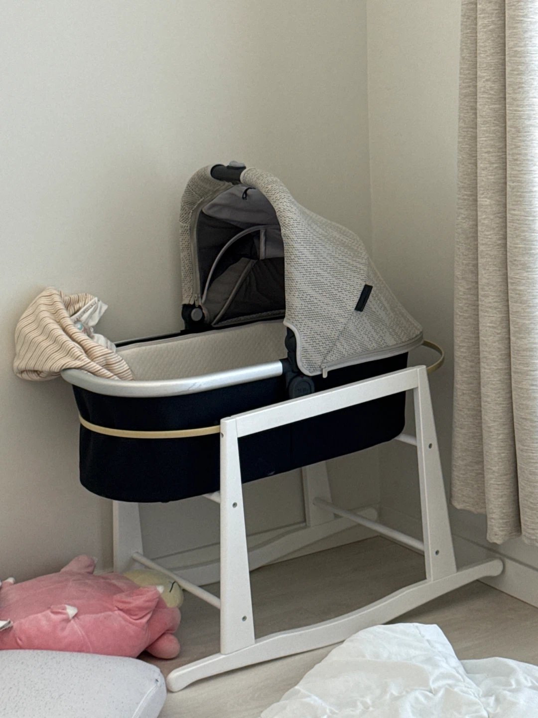uppababy bassinet with jolly jumper stand