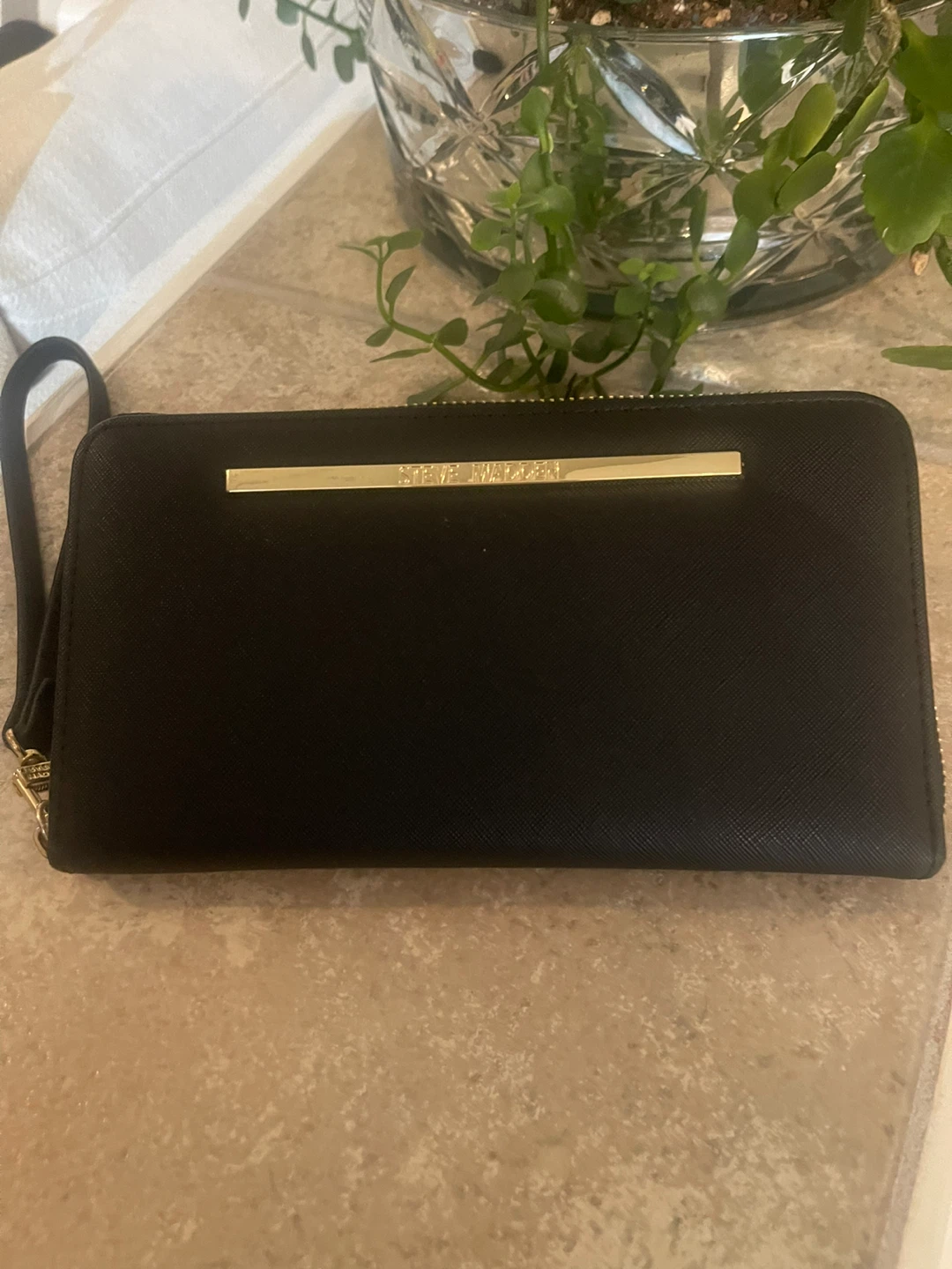 Steve Madden Black Wristlet Wallet