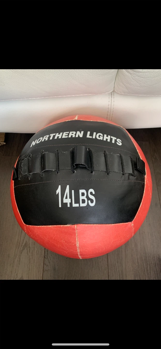 🔥DEAL! Northern Lights-14lbs Wall/Medicine Ball