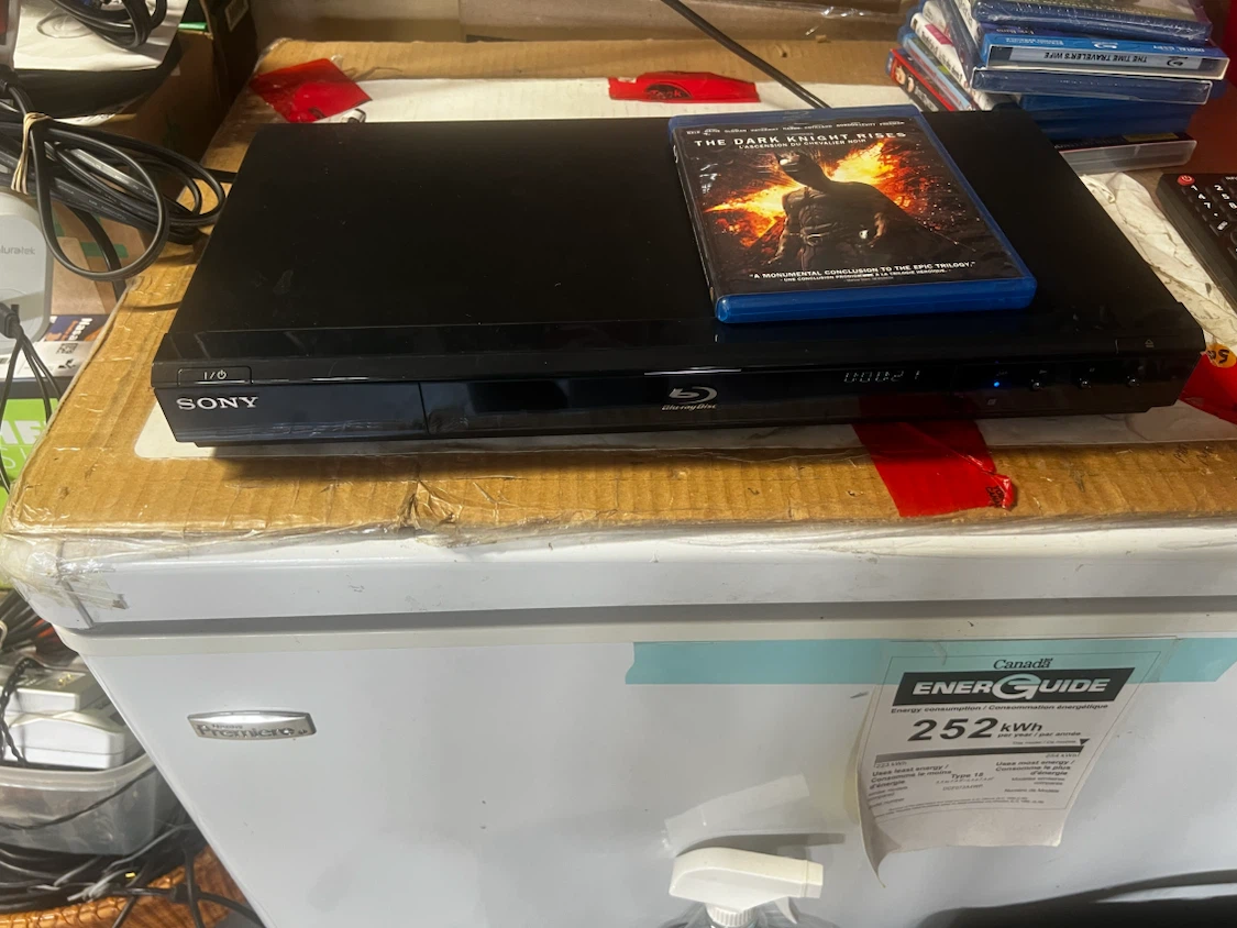 Sony Blu-ray Disc Player with remote - photo 5