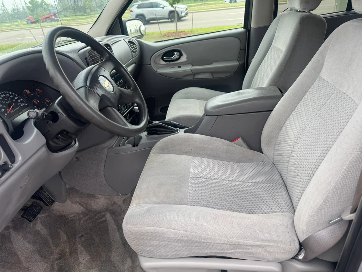 Chevrolet Trailblazer SUV - photo 5