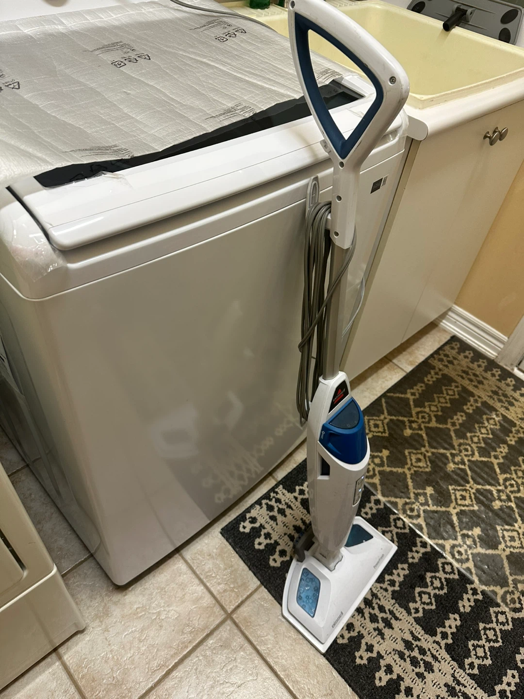 Bissell Powerfresh Steam Mop, mini corn Brooms - photo 2