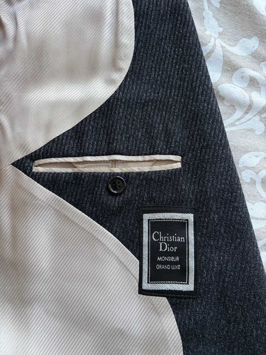 Christian Dior Monsieur Grand Luxe suit