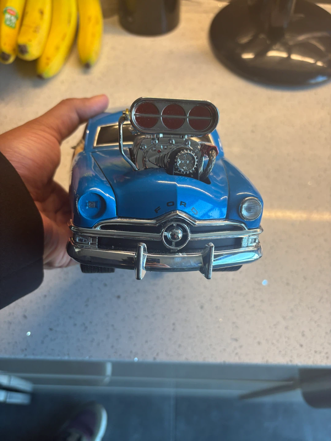 Muscle Machines 2001 Ford Woody Die-cast Car - photo 2