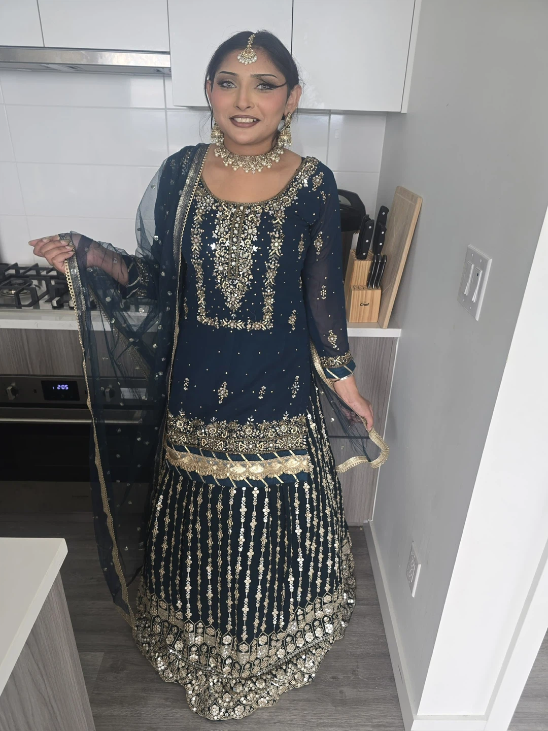 Indian lehnga and suits - photo 4