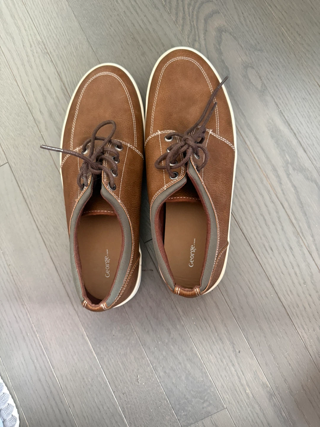 George Brown Lace-Up Sneakers - photo 2