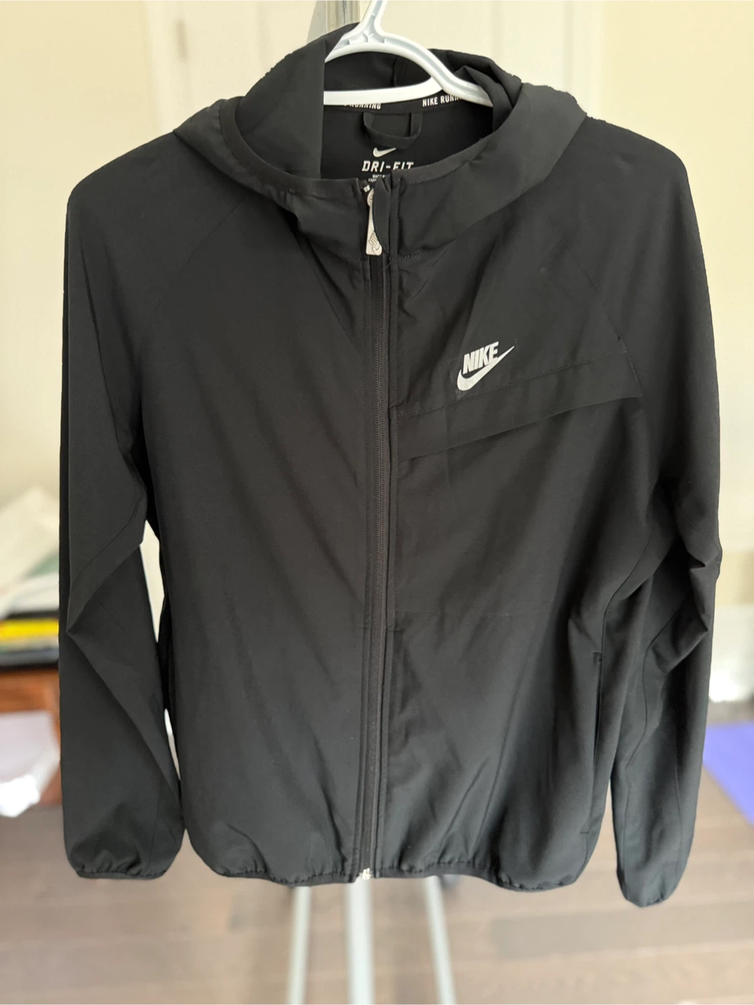 Nike Dri-FIT Hooded Running Jacket