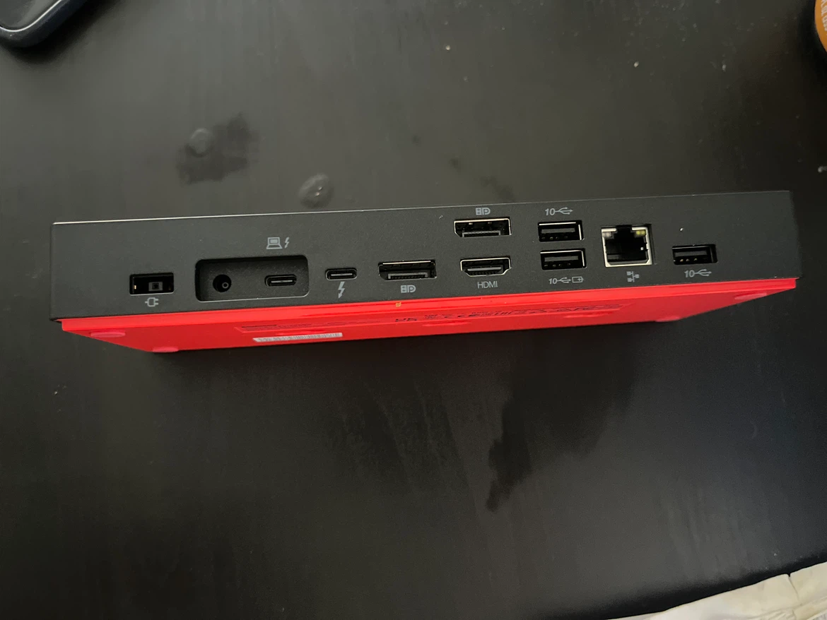 Lenovo ThinkPad Universal Thunderbolt 4 Dock - photo 2