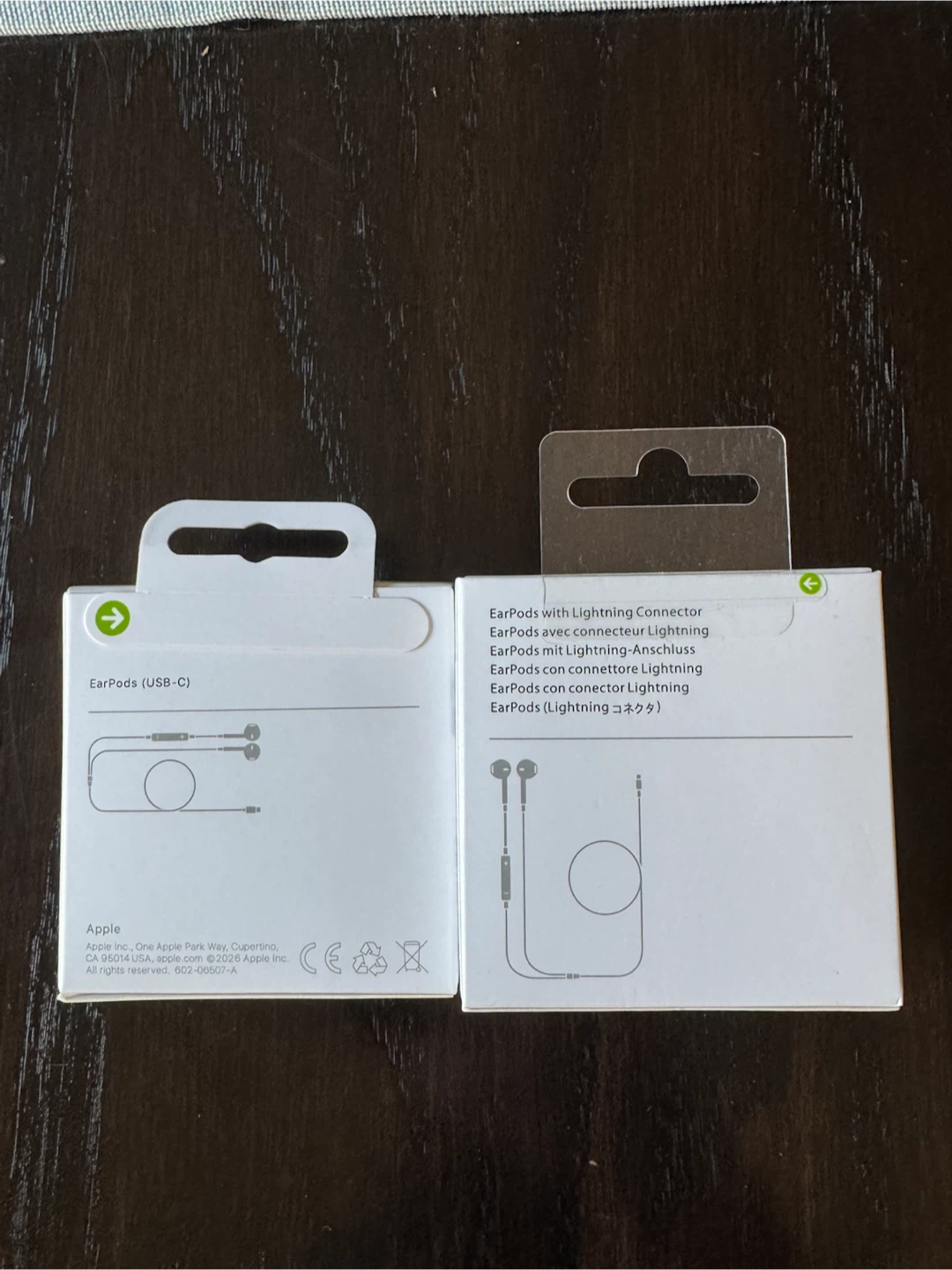 Apple EarPods (USB-C and Lightning) - photo 2