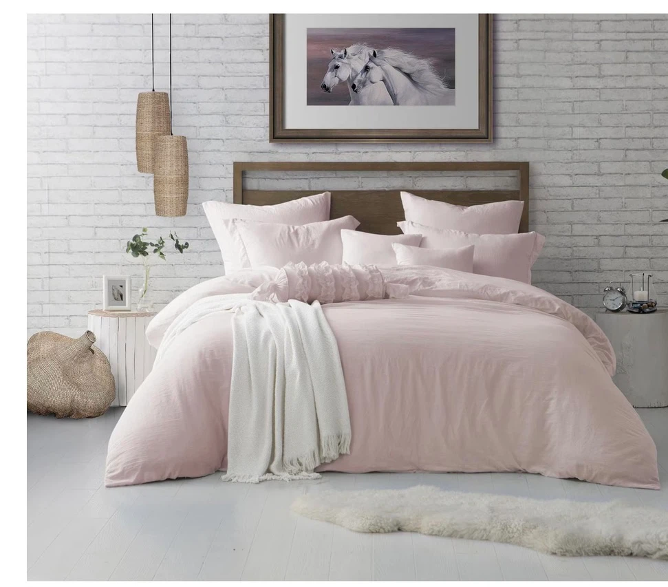 🌸 BRAND NEW KING DUVET COVER SET – ROSE BLUSH PINK – $25! 🌸 - photo 3