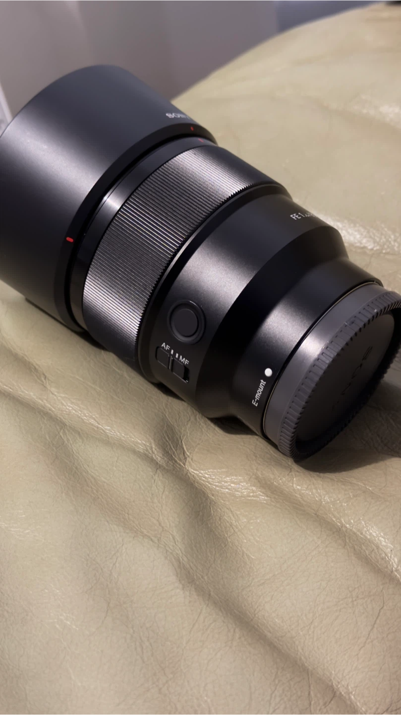 Sony FE 85mm f/1.8 Lens - photo 3