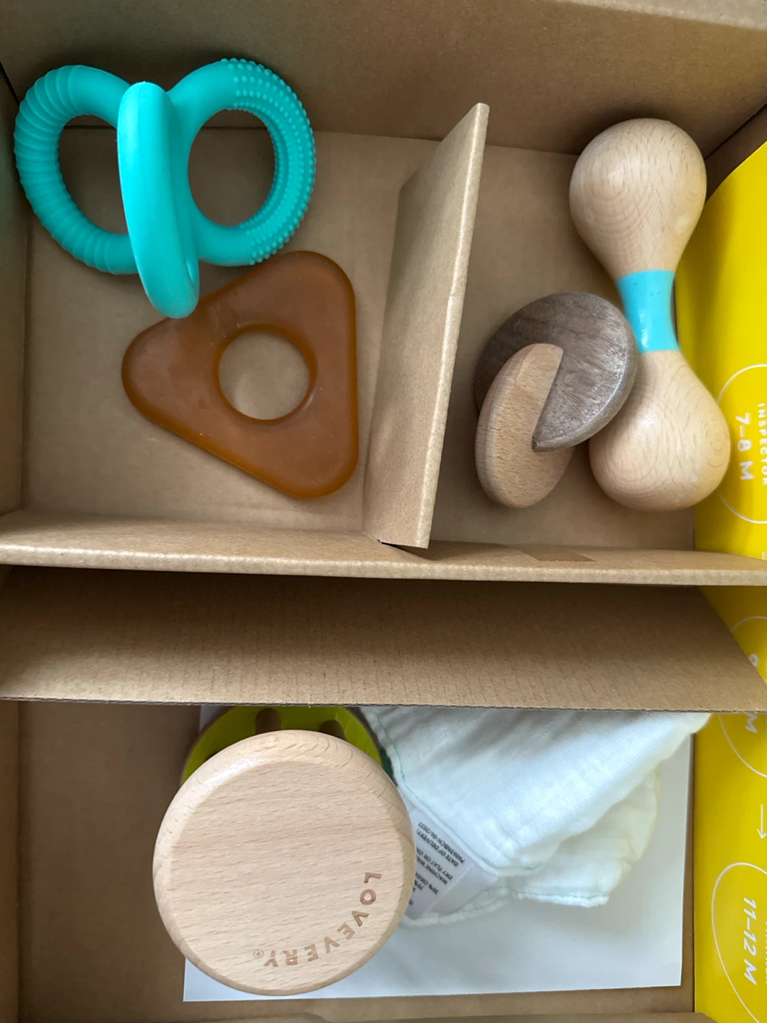 Lovevery The Charmer Play Kit 3-4 Months - photo 3