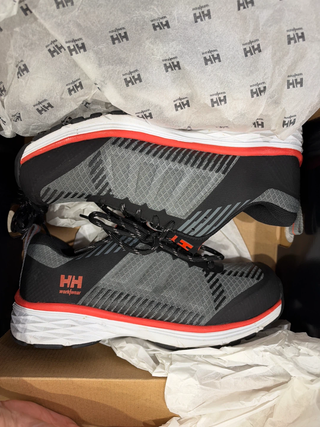 Helly Hansen Workwear Shoes - Size 7.5