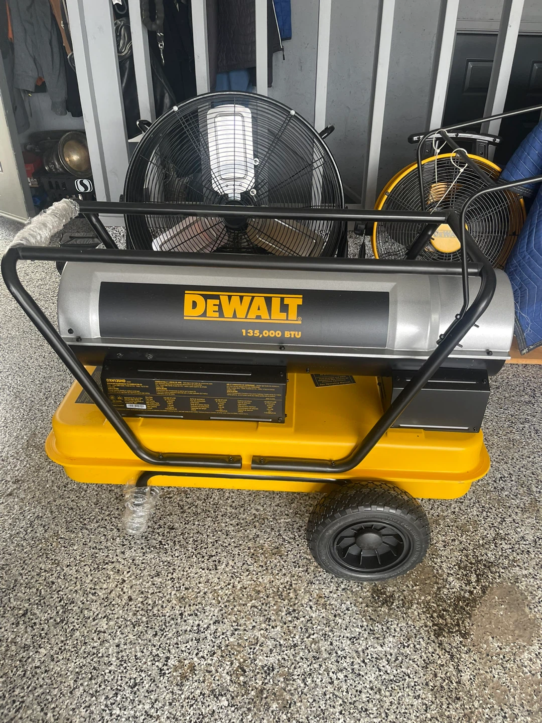 DeWalt 135,000 BTU Portable Forced Air Heater