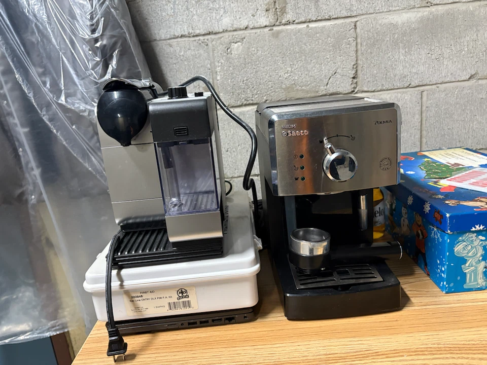 Nespresso Coffee Machine - photo 3