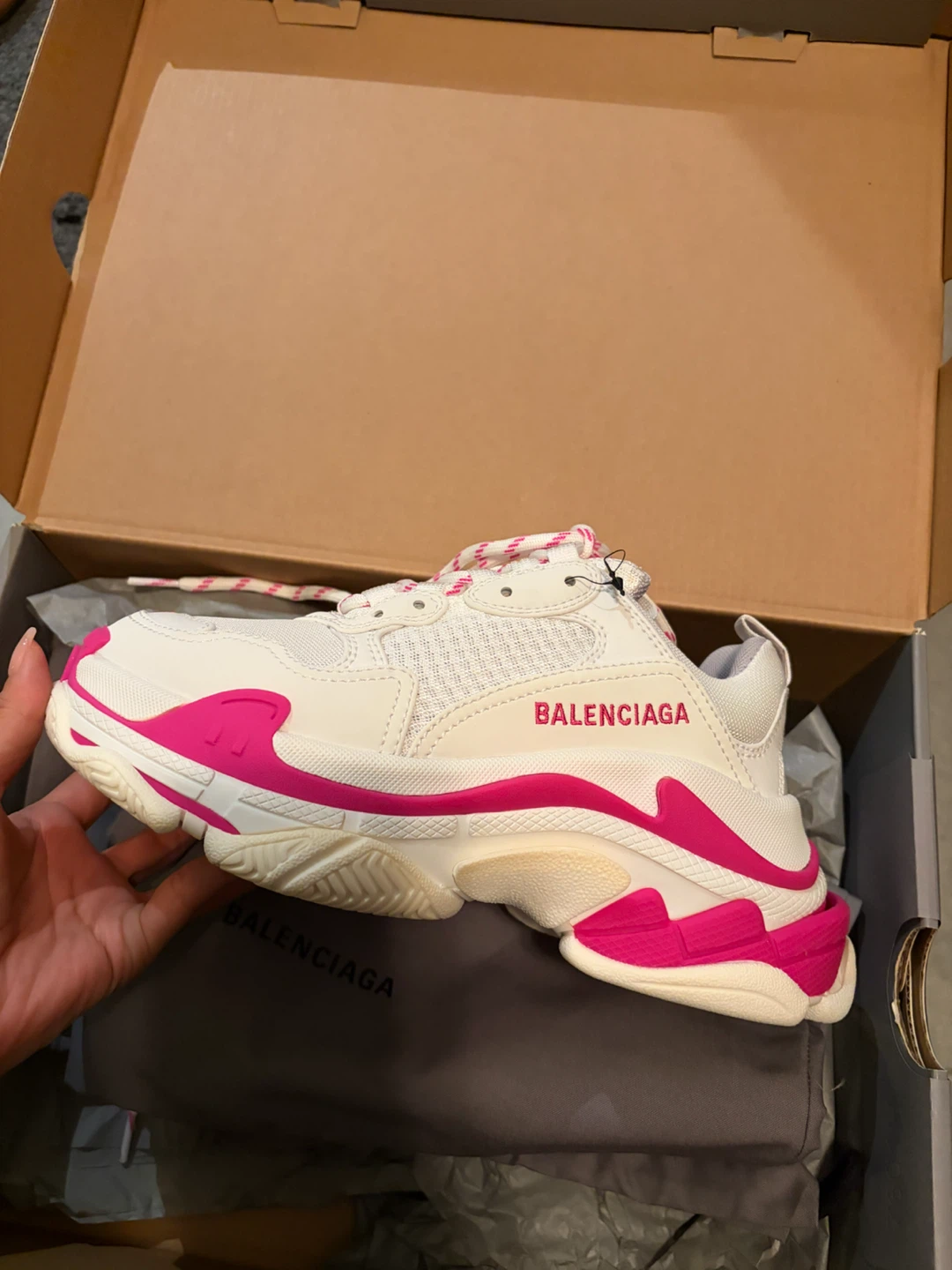 Balenciaga x 2 brand new pairs - photo 4