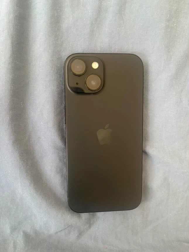 iPhone 15 128GB Black